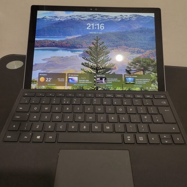 Microsoft Surface Pro 4 – Intel Core i5 6th Gen | 8GB RAM | 256GB SSD | | eBay UK